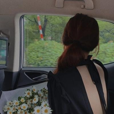 轻拍翻转小魔女